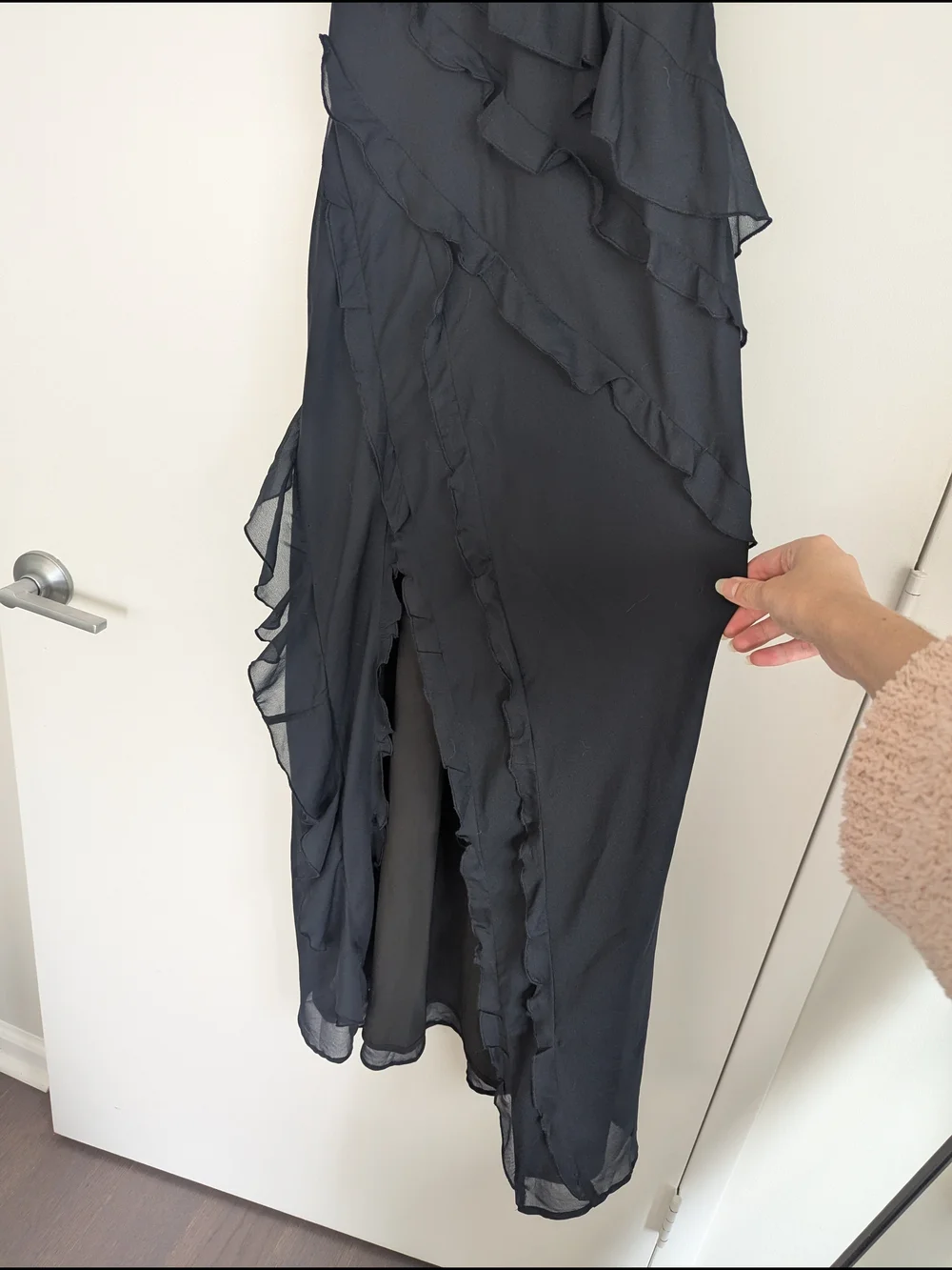 Abercrombie & Fitch Black Ruffle V-Neck Maxi Dress